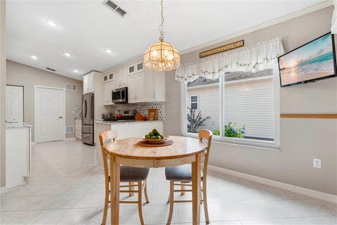 Tiny photo for 842 Old Oaks Lane, Leesburg, FL 34748 (MLS # G5114400)