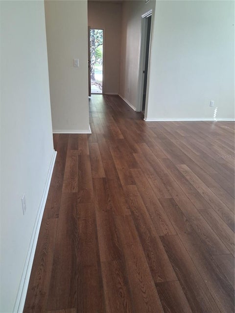 Tiny photo for 20824 Oldenburg Loop, Mount Dora, FL 32757 (MLS # G5119182)