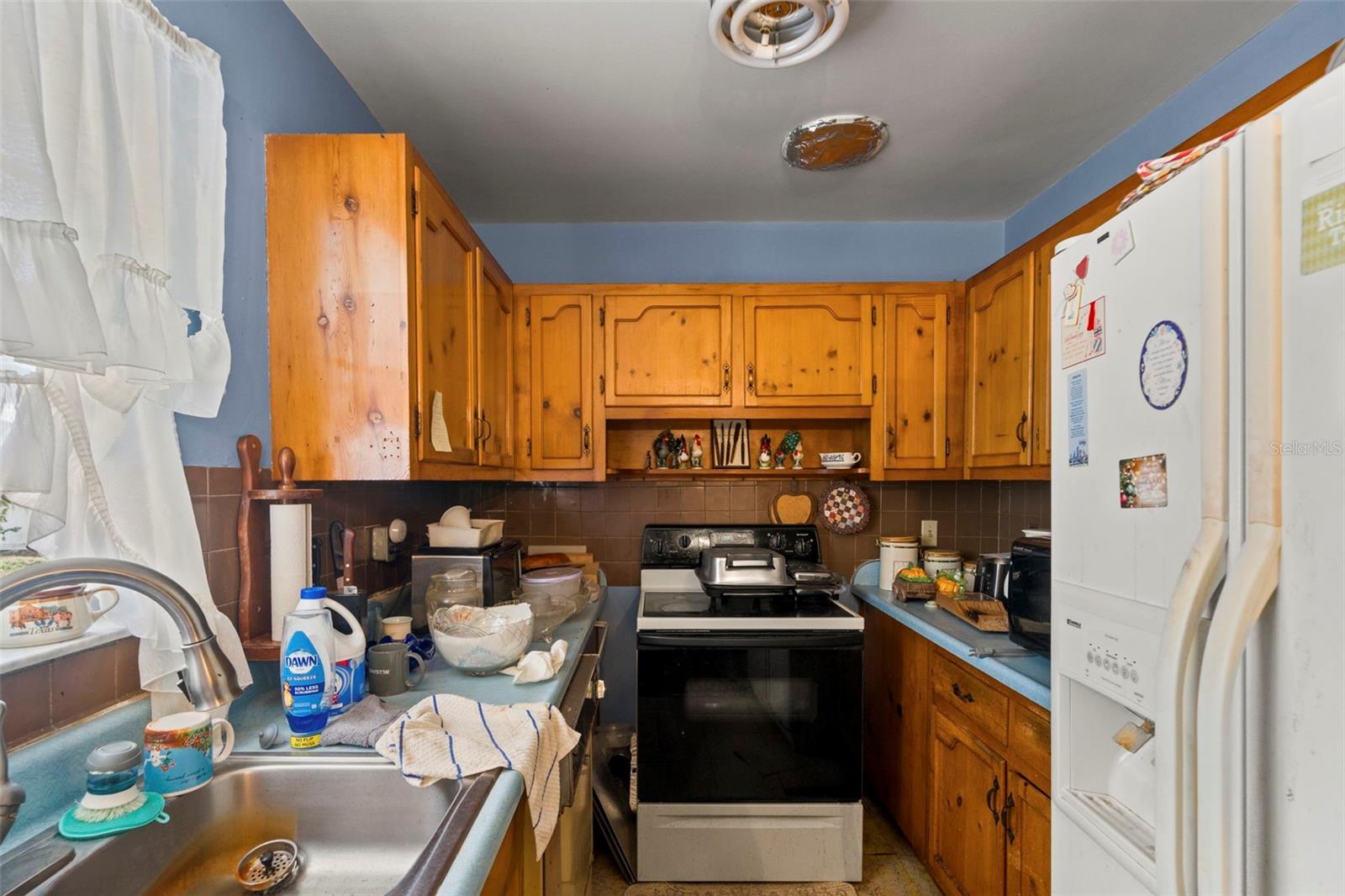 ALTA VISTA TRACTS - Residential