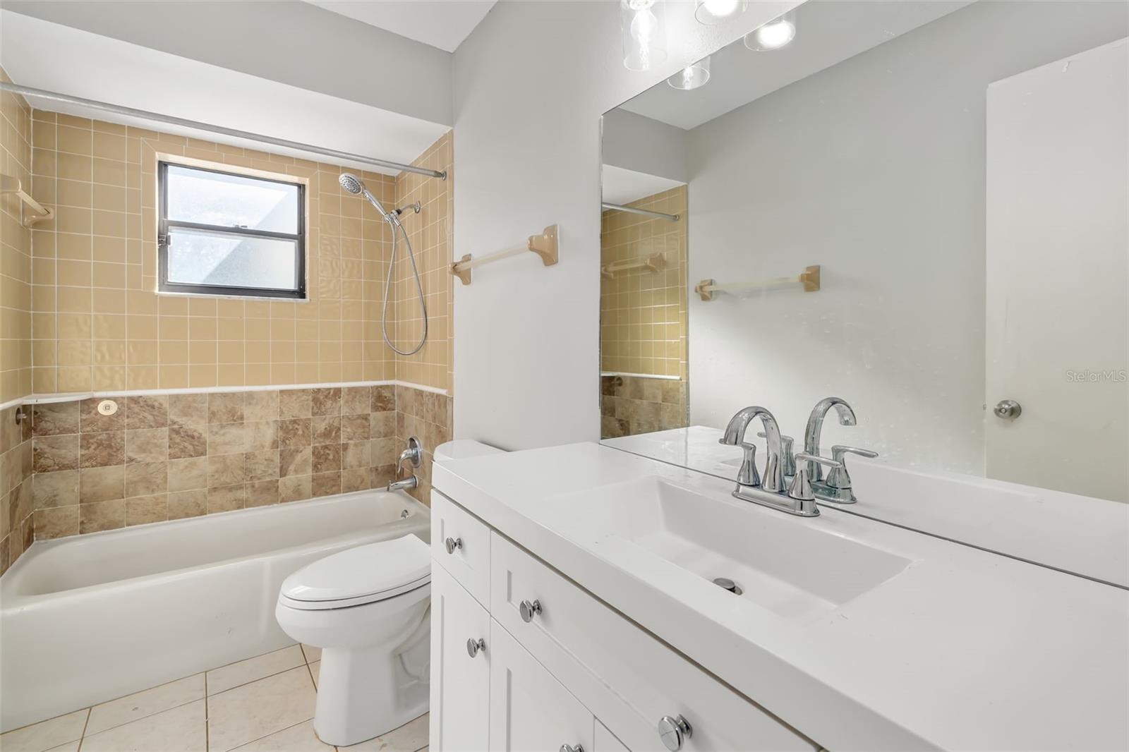 NORTH EDGEWOOD SEC OF VENICE - Residential