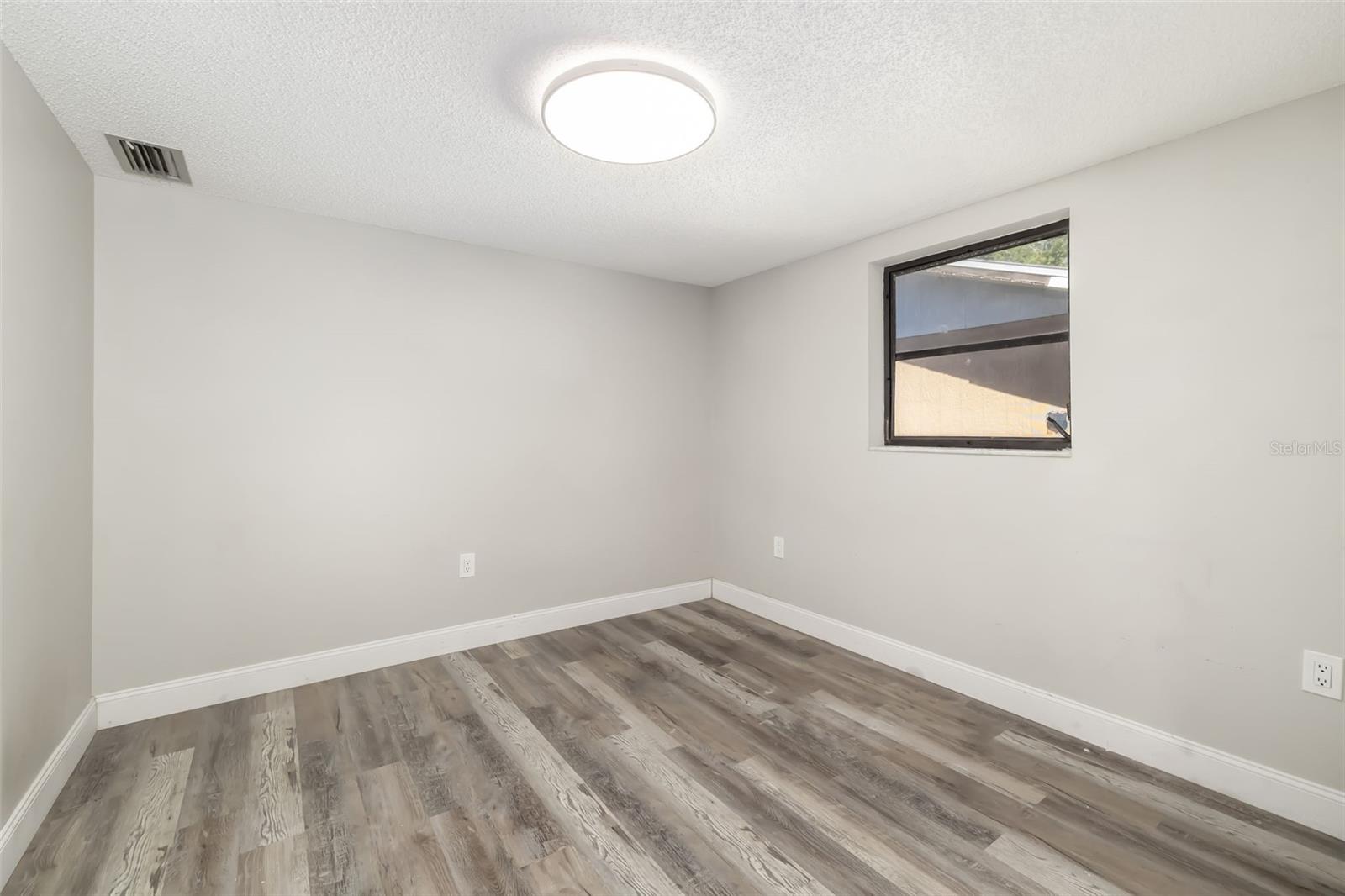 NORTH EDGEWOOD SEC OF VENICE - Residential