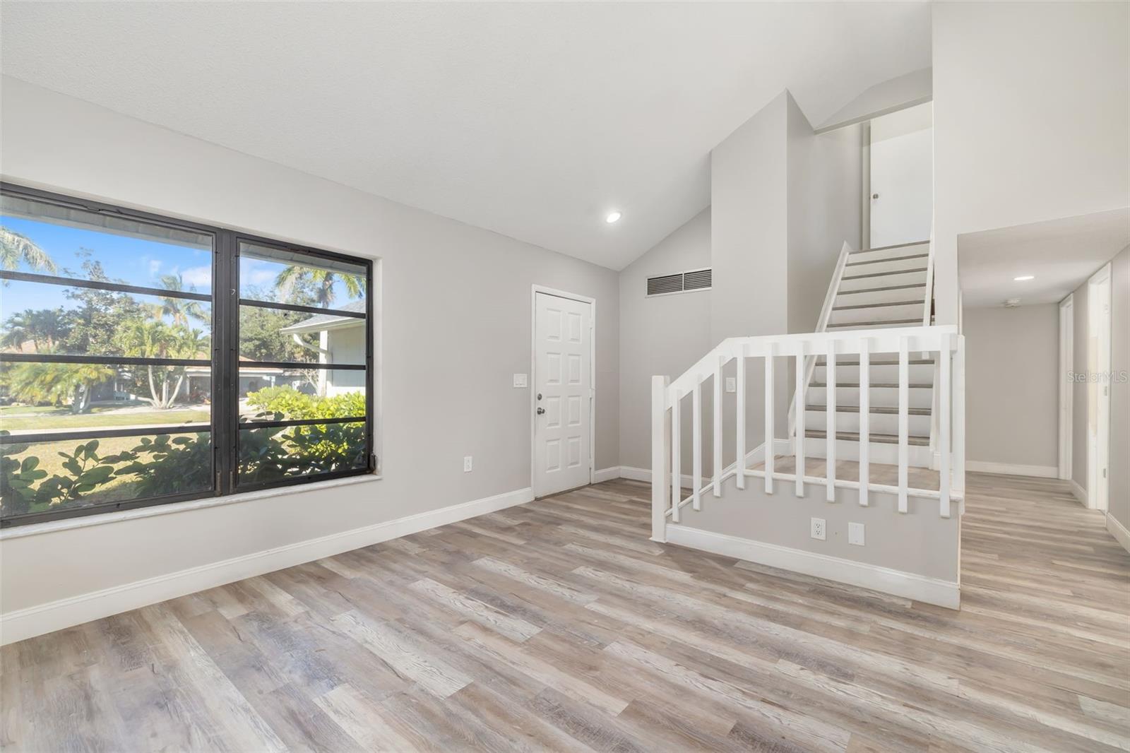 NORTH EDGEWOOD SEC OF VENICE - Residential