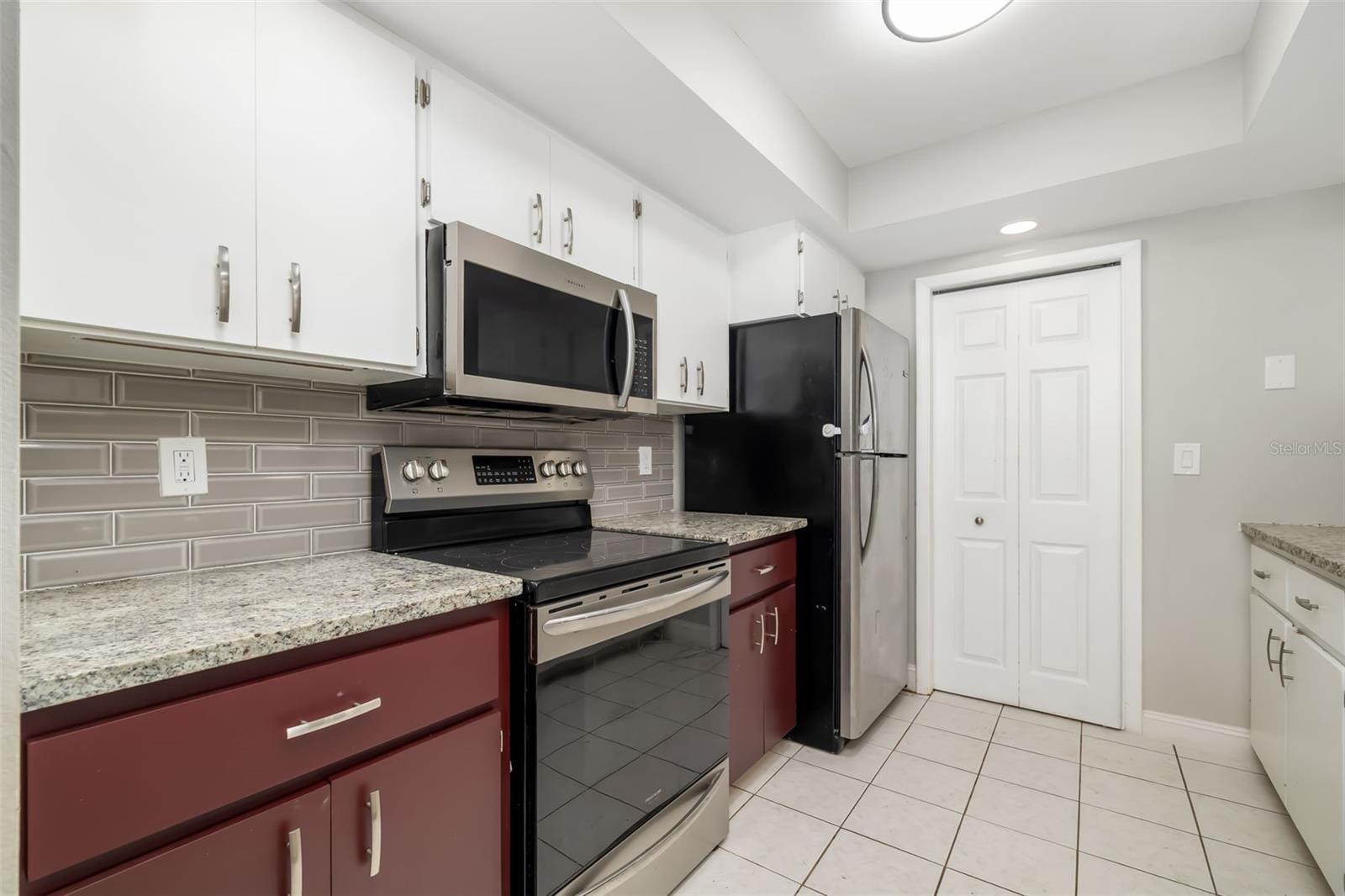 NORTH EDGEWOOD SEC OF VENICE - Residential