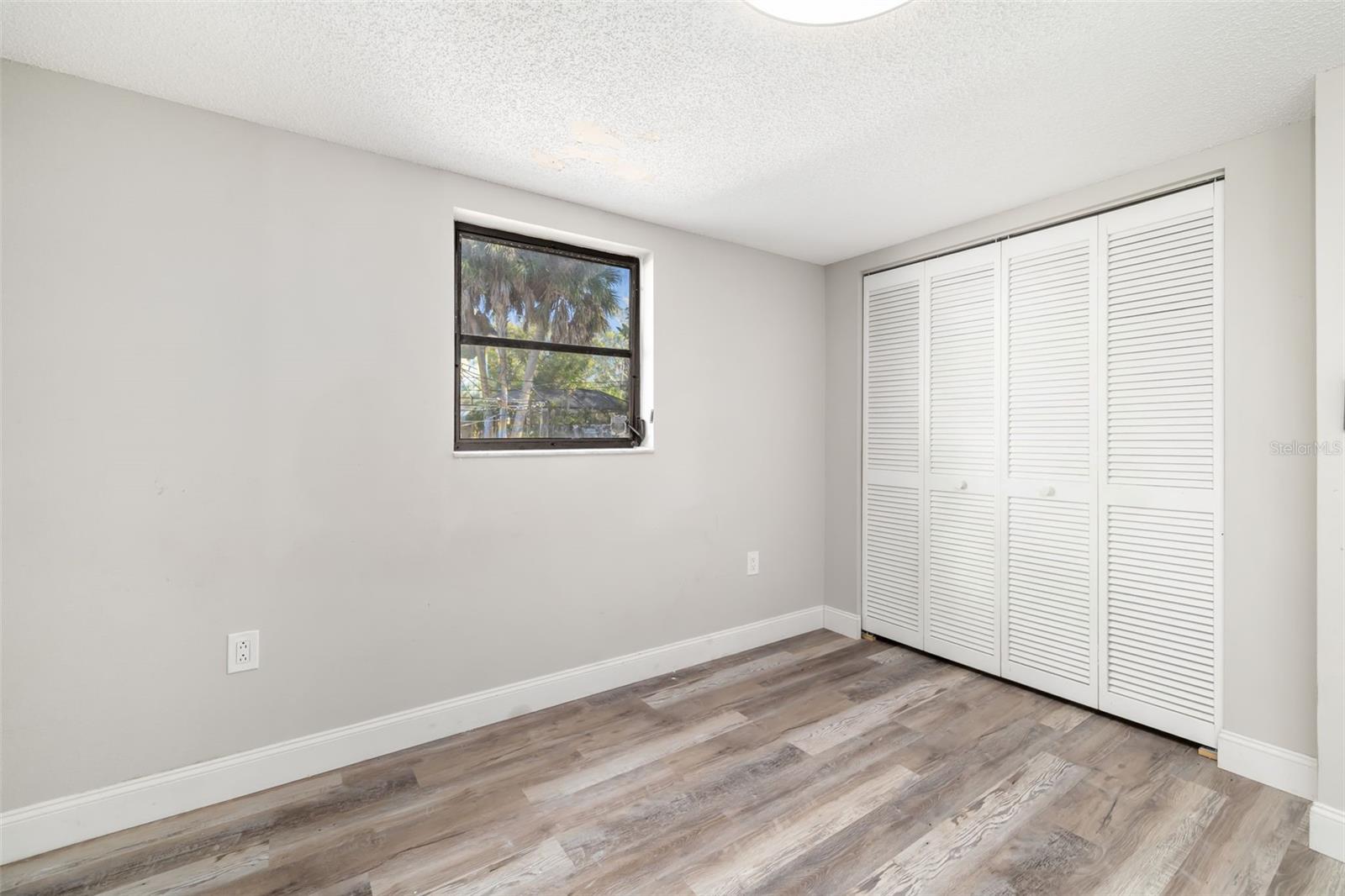 NORTH EDGEWOOD SEC OF VENICE - Residential