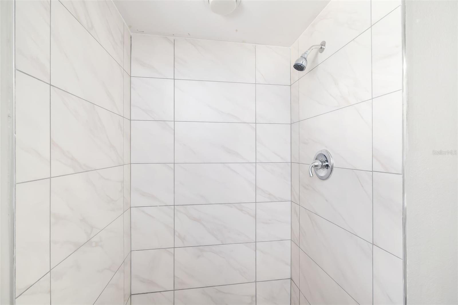 NORTH EDGEWOOD SEC OF VENICE - Residential