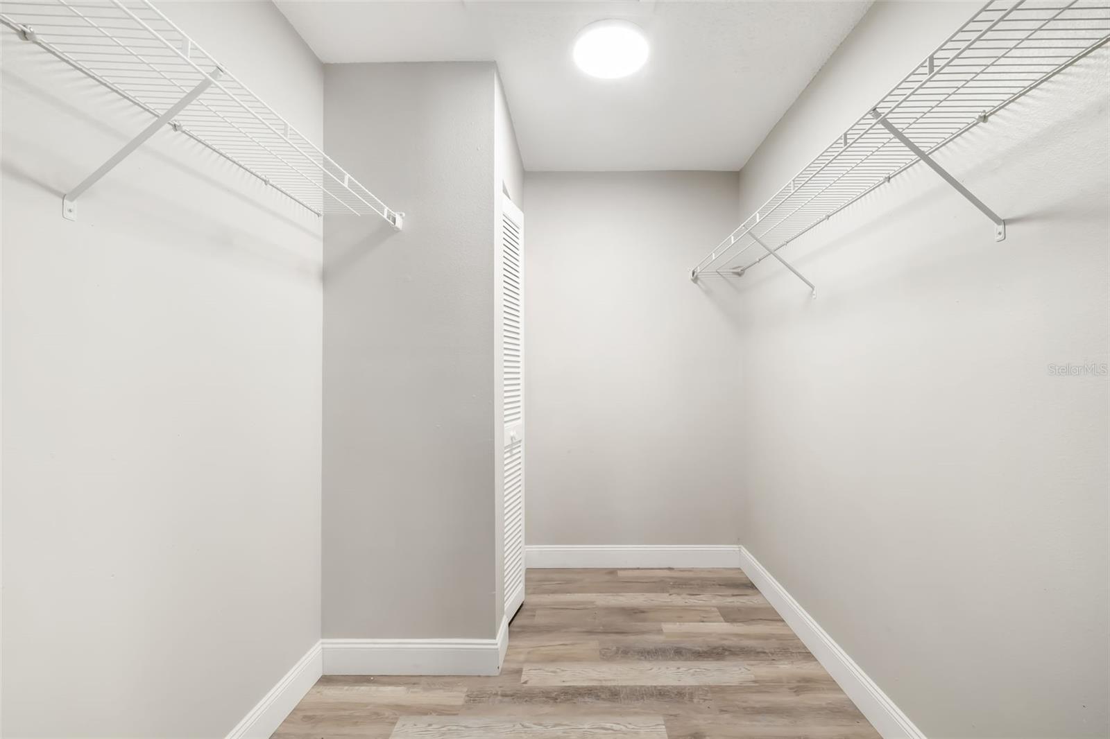 NORTH EDGEWOOD SEC OF VENICE - Residential