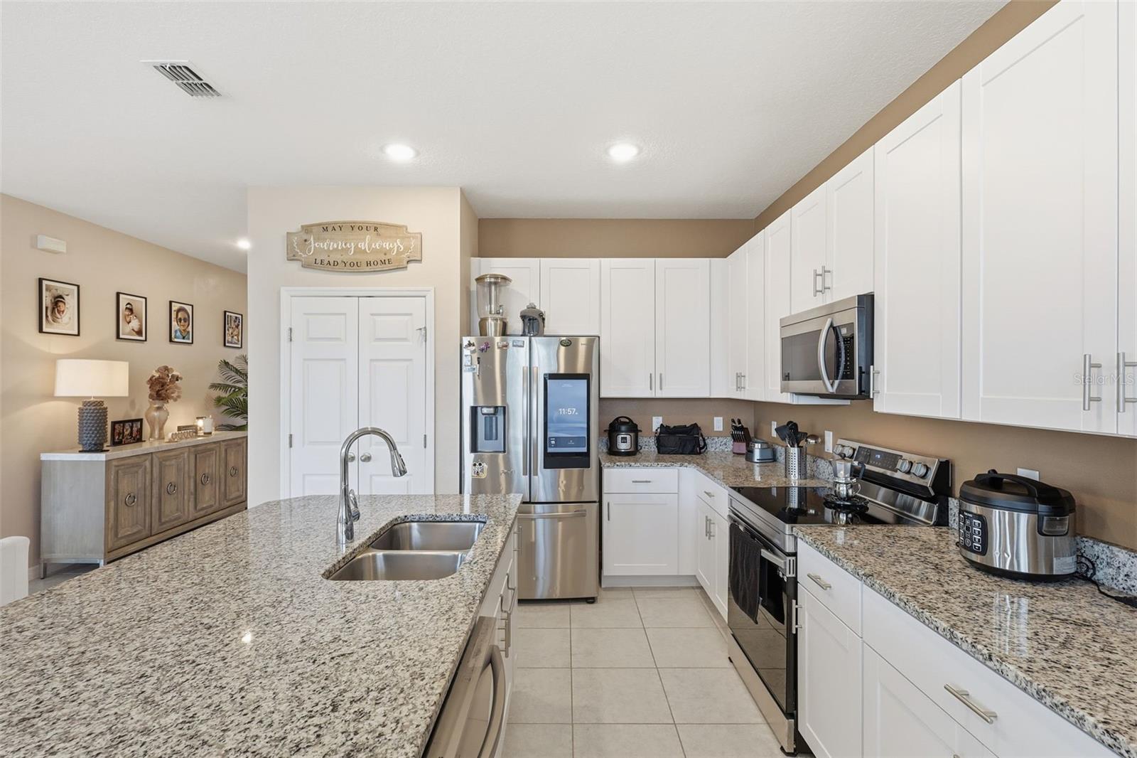 CYPRESS PARK ESTATES - Residential