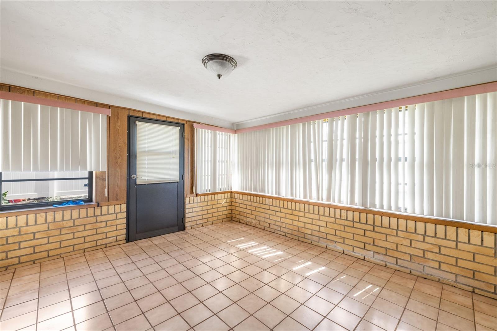 TOWNN COUNTRY PARK UN 20 - Residential