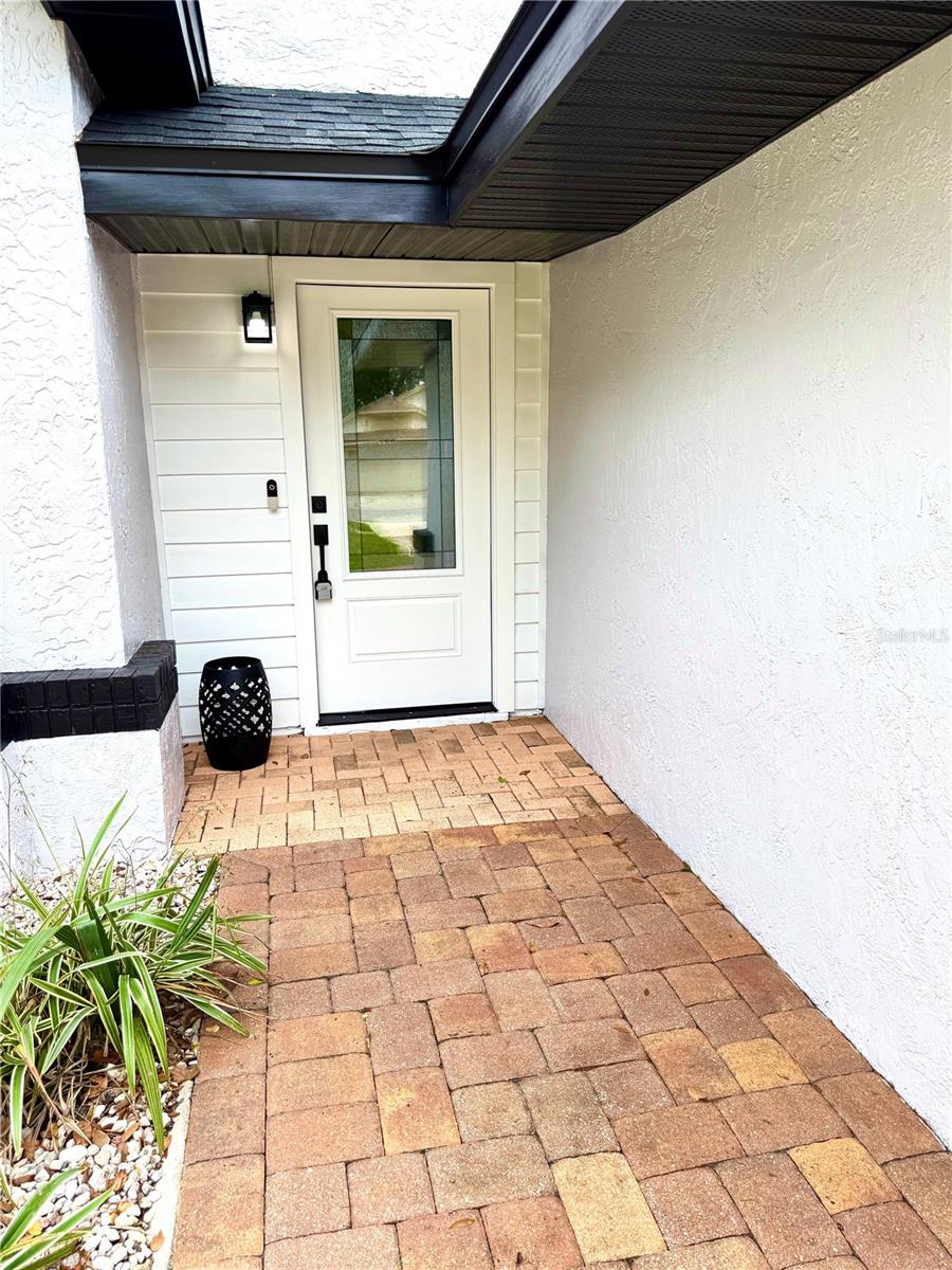 1000 SUMMER LAKES DRIVE