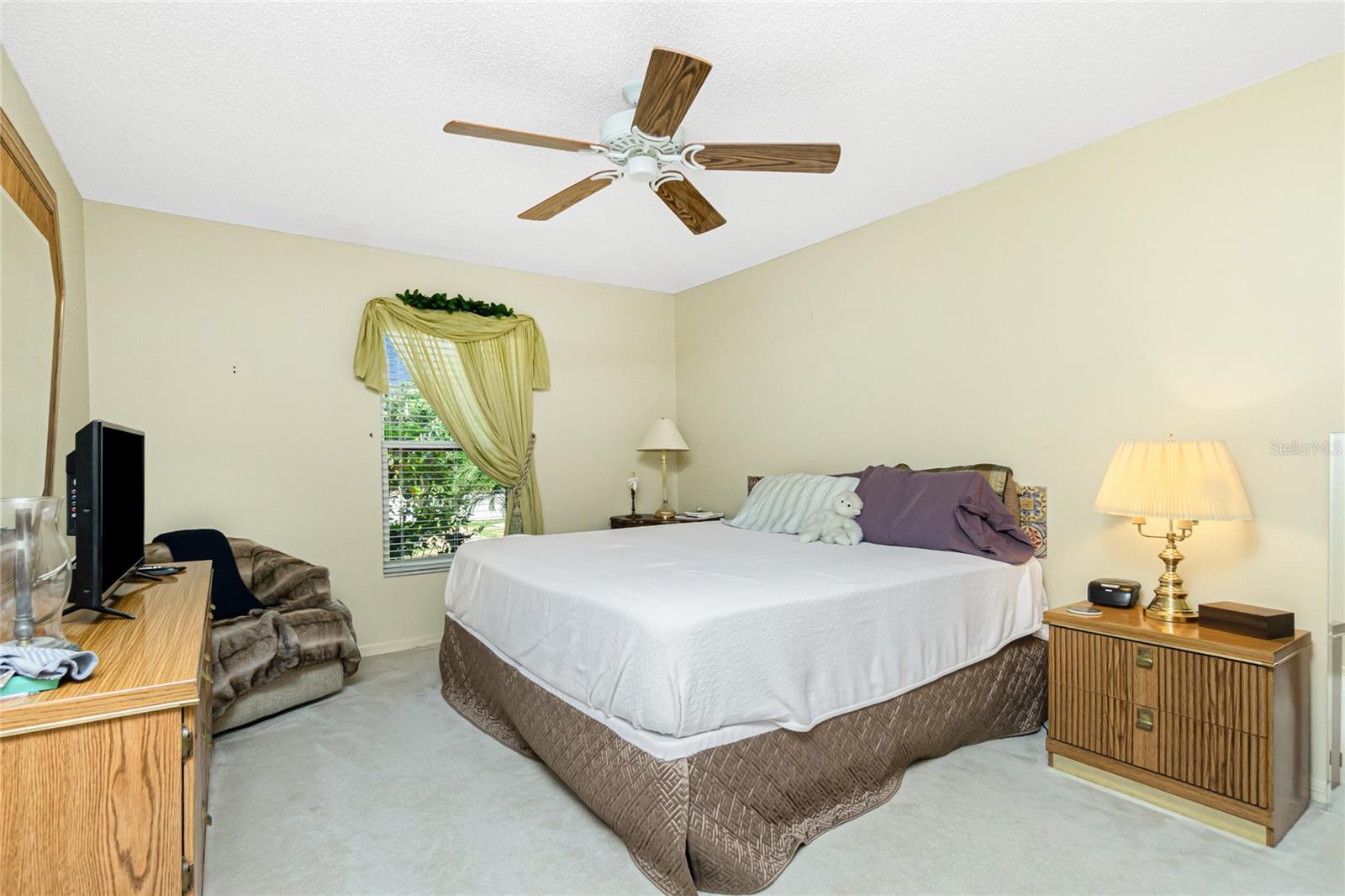 KINGSWAY GOLF VILLAS FIRST ADD - Residential