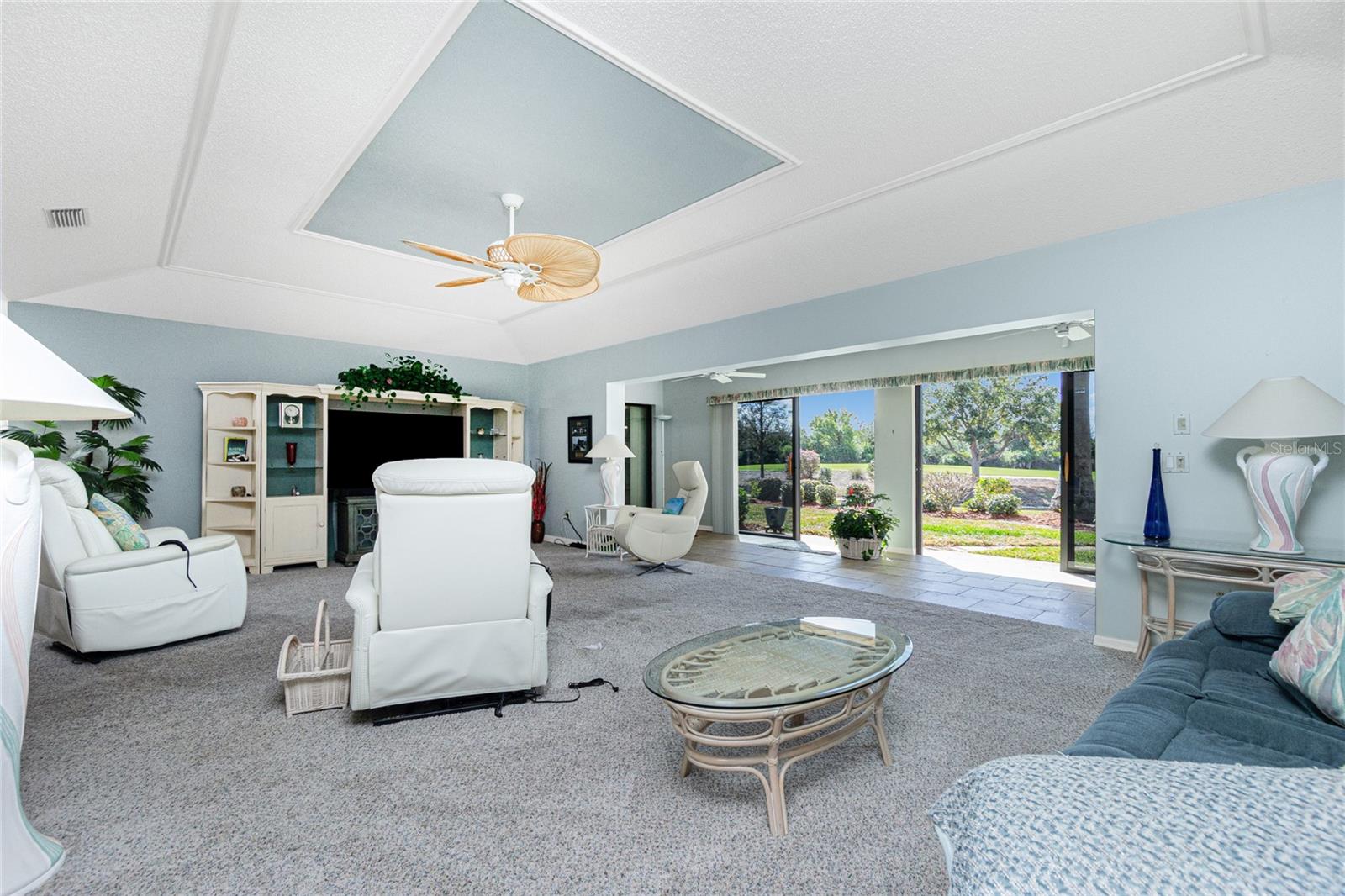 KINGSWAY GOLF VILLAS FIRST ADD - Residential