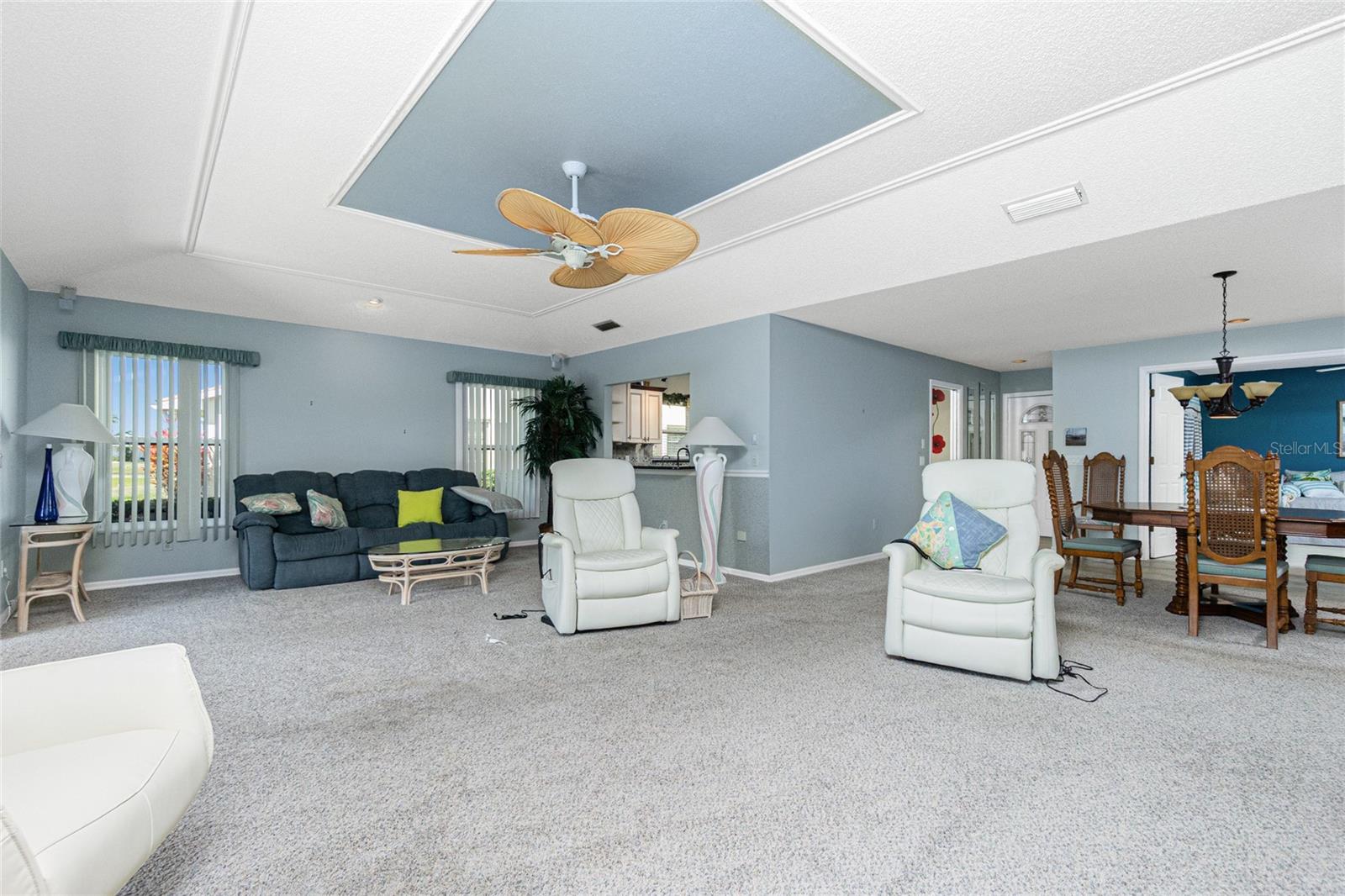 KINGSWAY GOLF VILLAS FIRST ADD - Residential