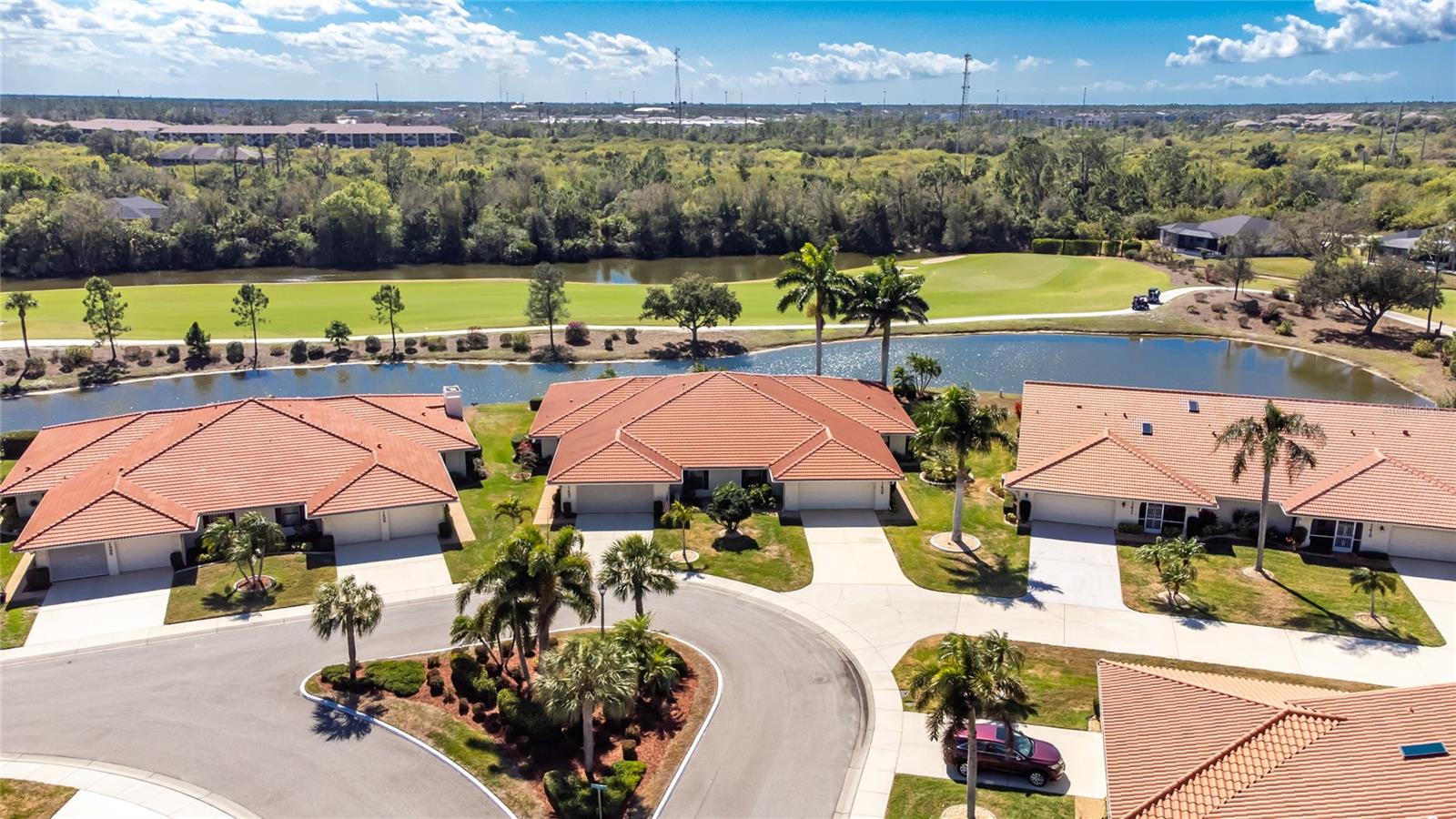 KINGSWAY GOLF VILLAS FIRST ADD - Residential