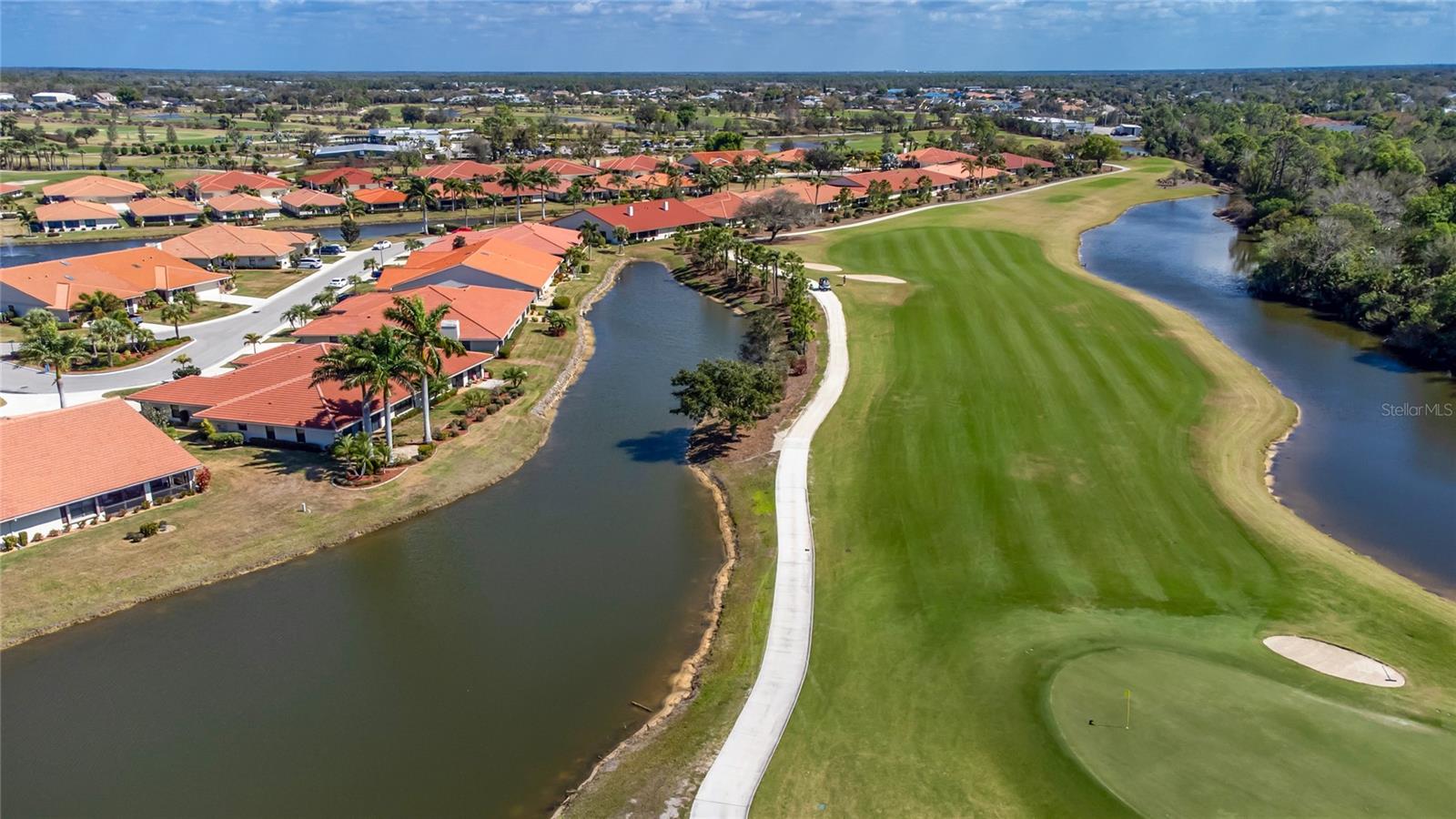 KINGSWAY GOLF VILLAS FIRST ADD - Residential