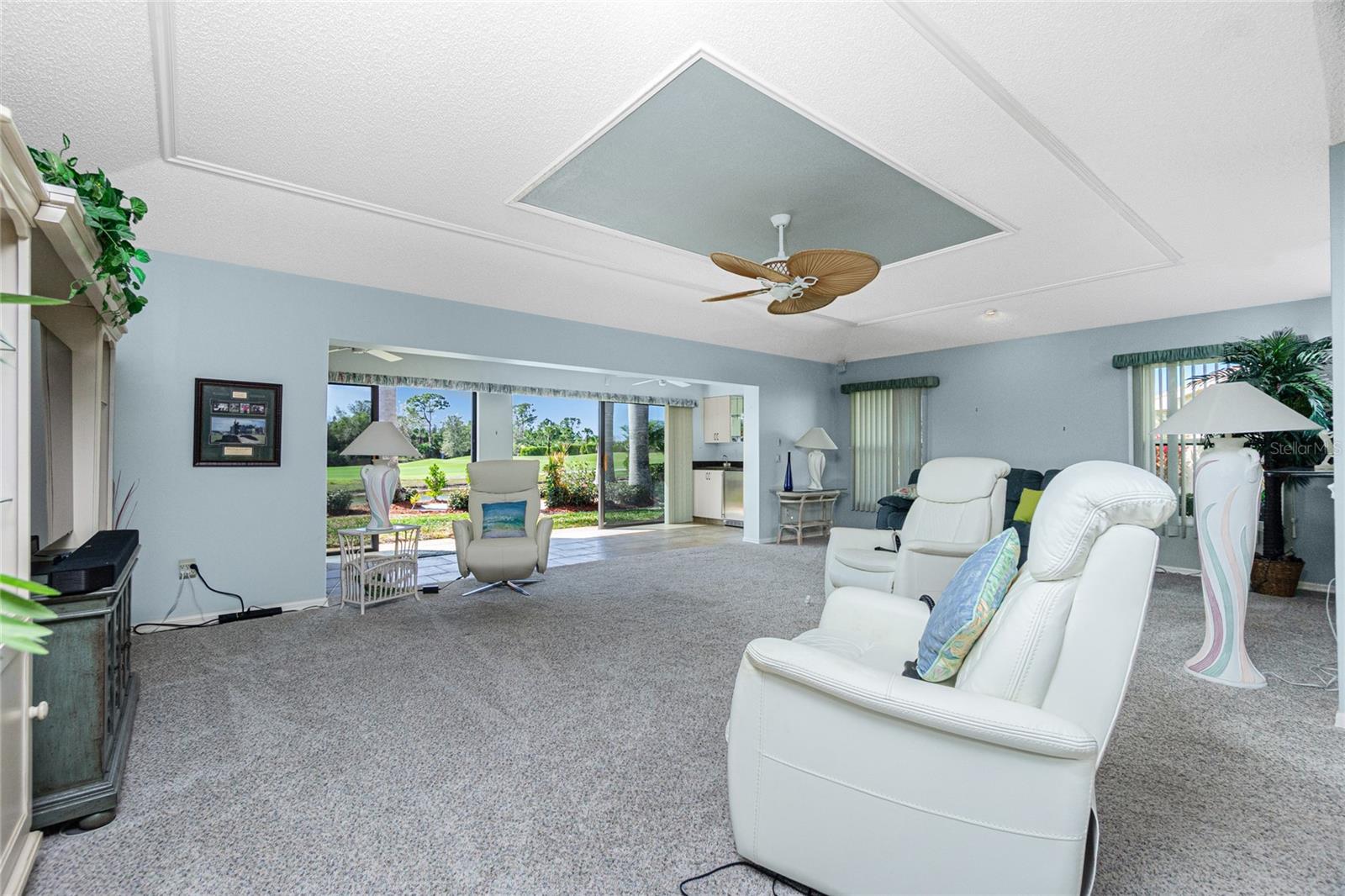 KINGSWAY GOLF VILLAS FIRST ADD - Residential