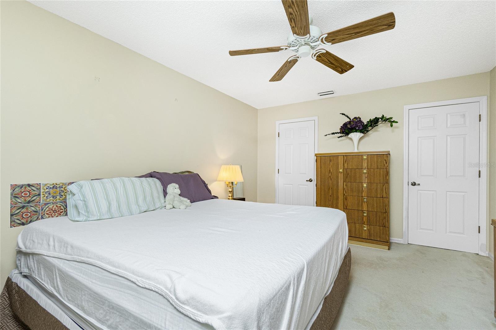 KINGSWAY GOLF VILLAS FIRST ADD - Residential