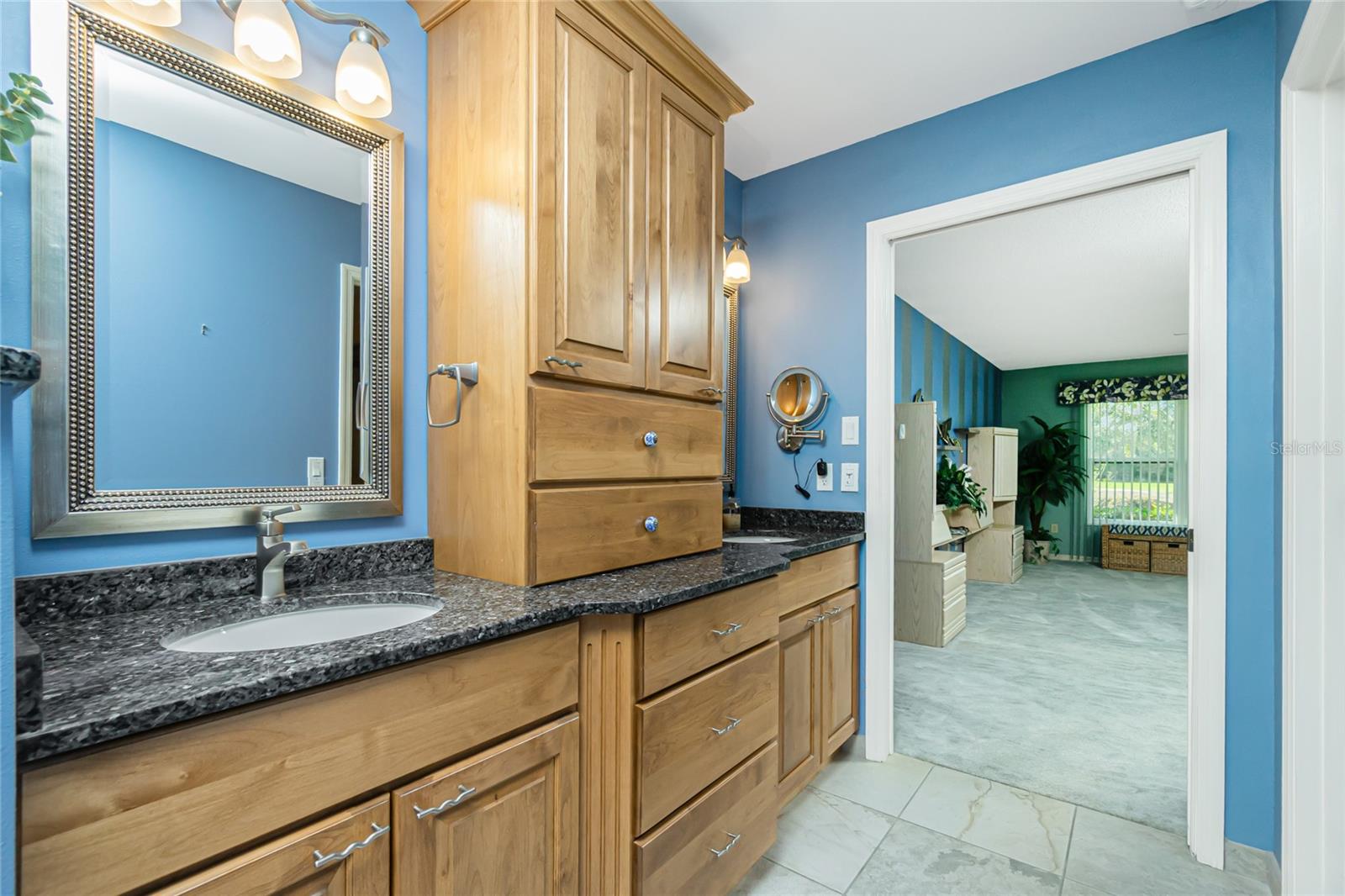 KINGSWAY GOLF VILLAS FIRST ADD - Residential