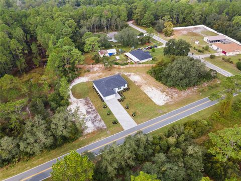 A home in EUSTIS