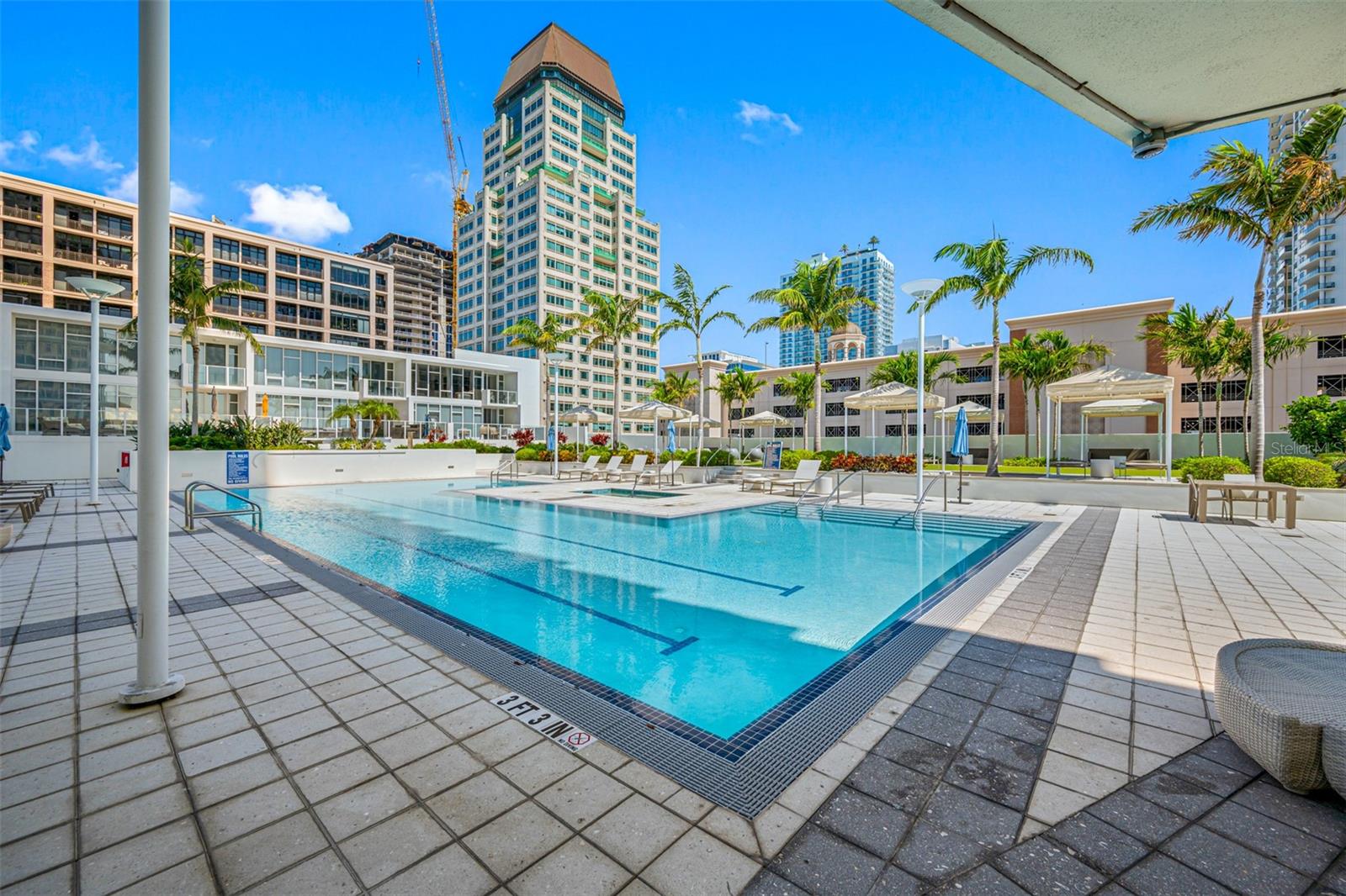 SIGNATURE PLACE CONDO - Residential
