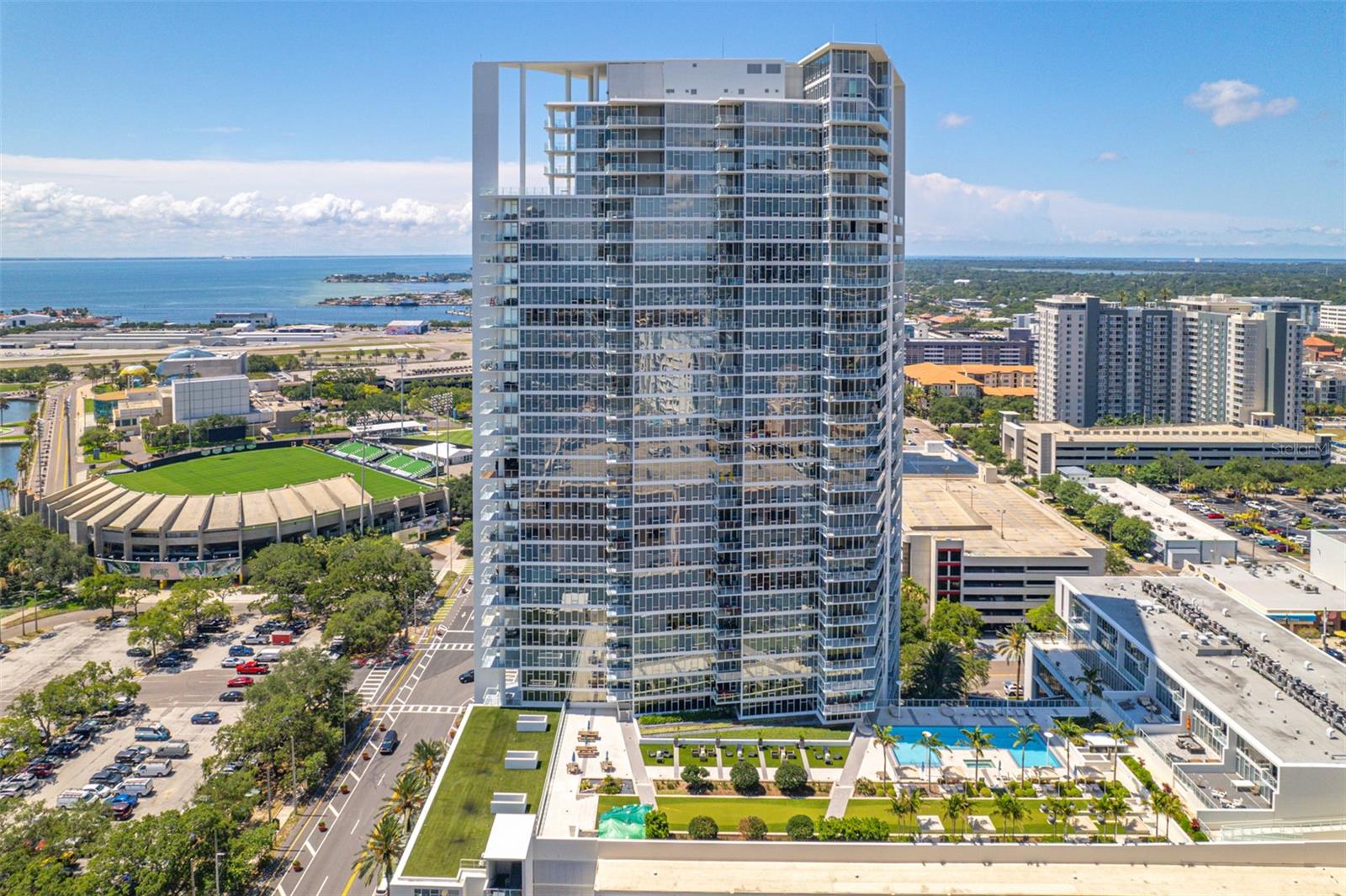 SIGNATURE PLACE CONDO - Residential