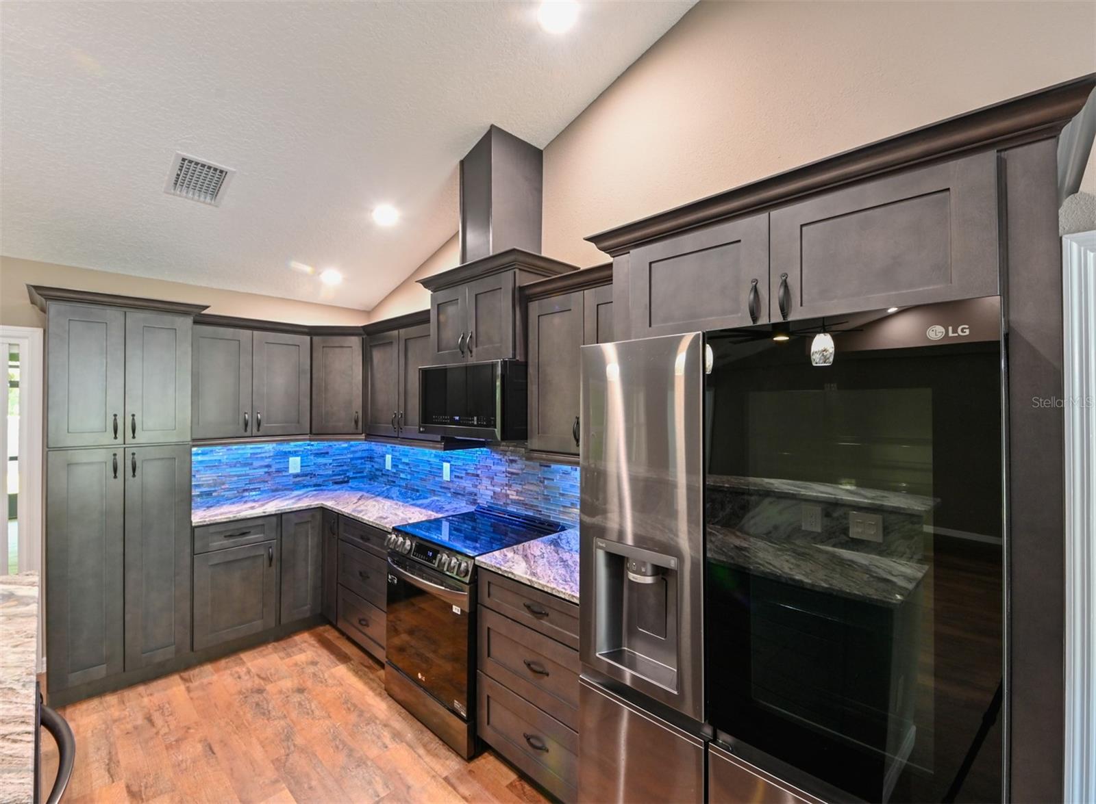 WESTCHASE PH I - Residential