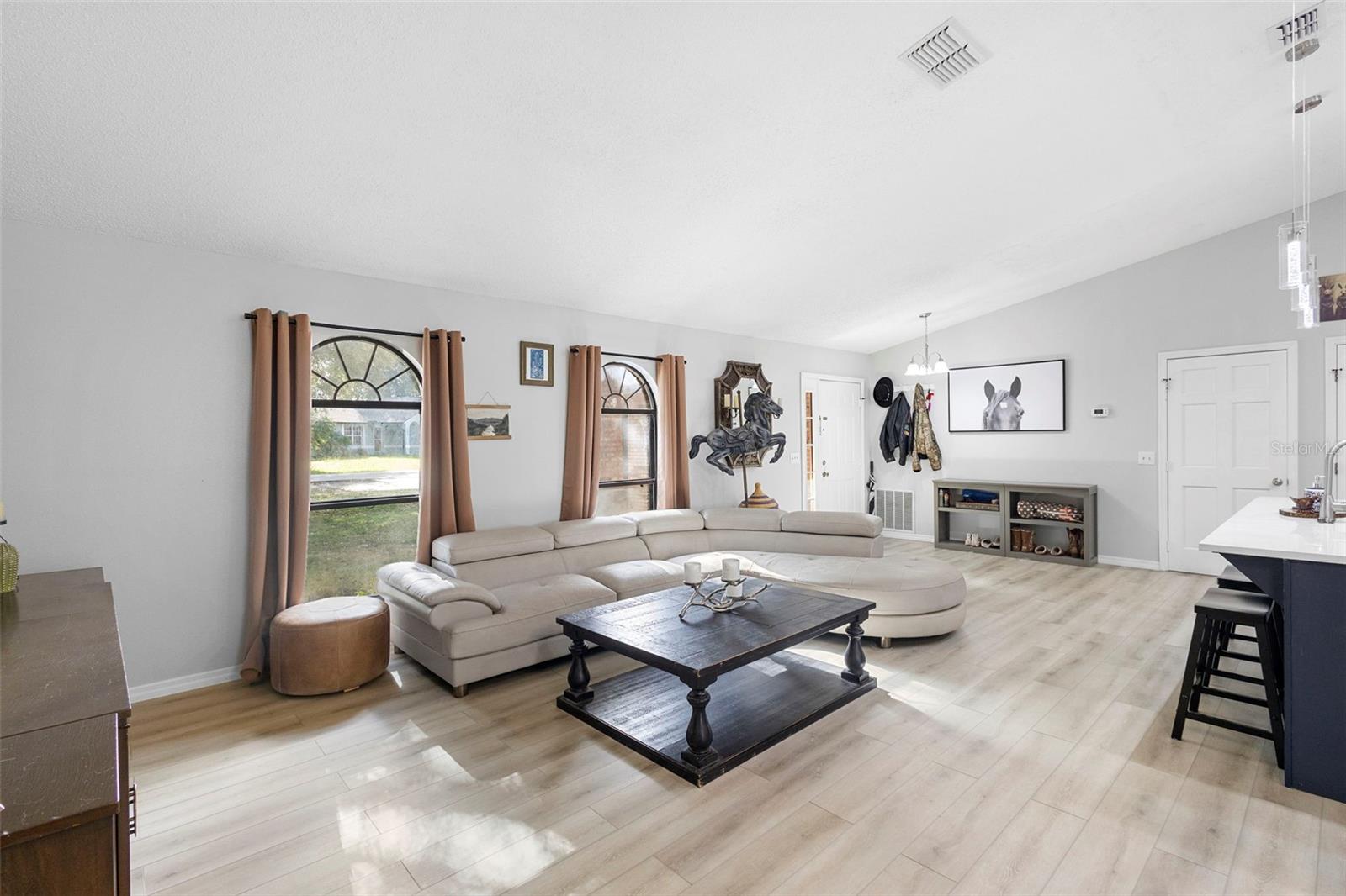 DELTONA LAKES - Residential