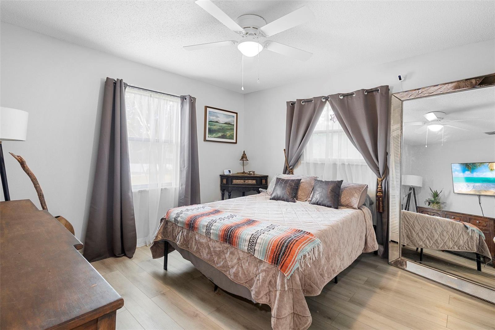 DELTONA LAKES - Residential