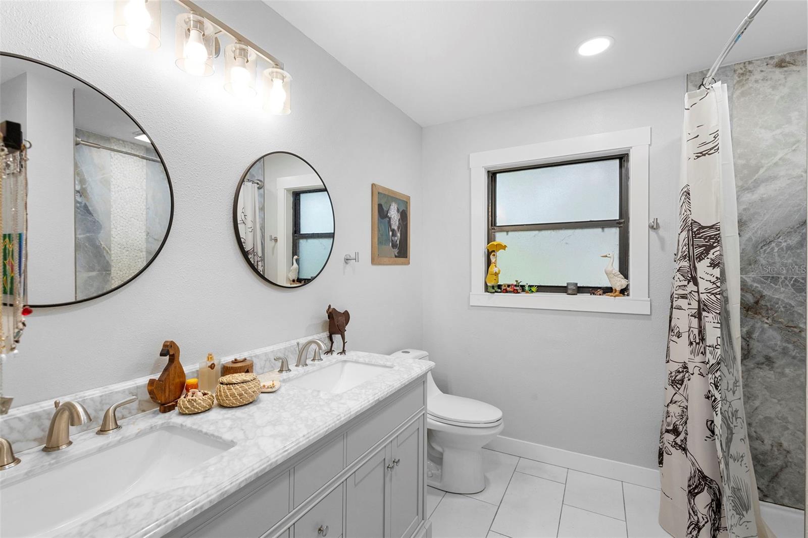 DELTONA LAKES - Residential