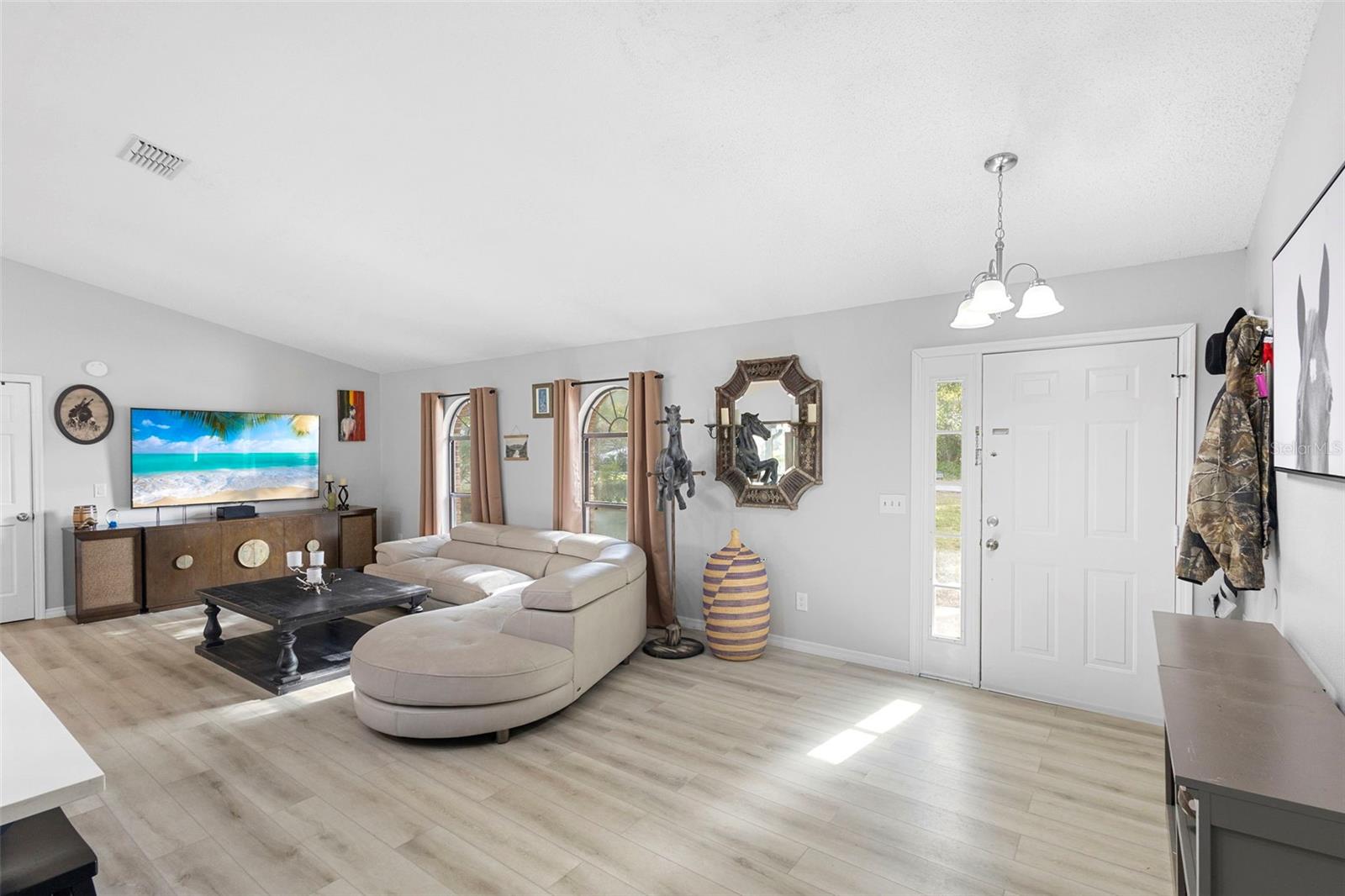 DELTONA LAKES - Residential