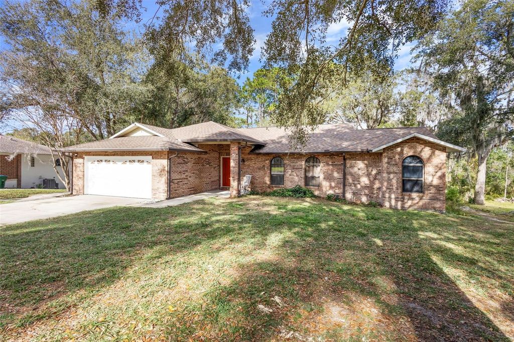 Photo of 3039 Etta Circle, Deltona, FL 32738 (MLS # V4946385)