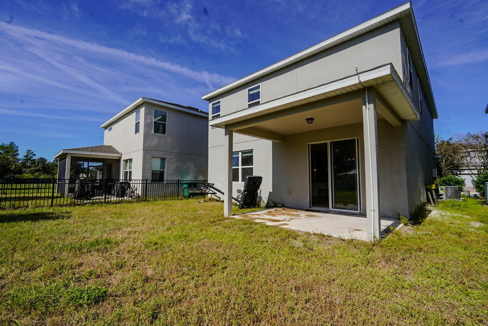 VICTORIA TRAILS NORTHWEST 7 PH - Residential Lease