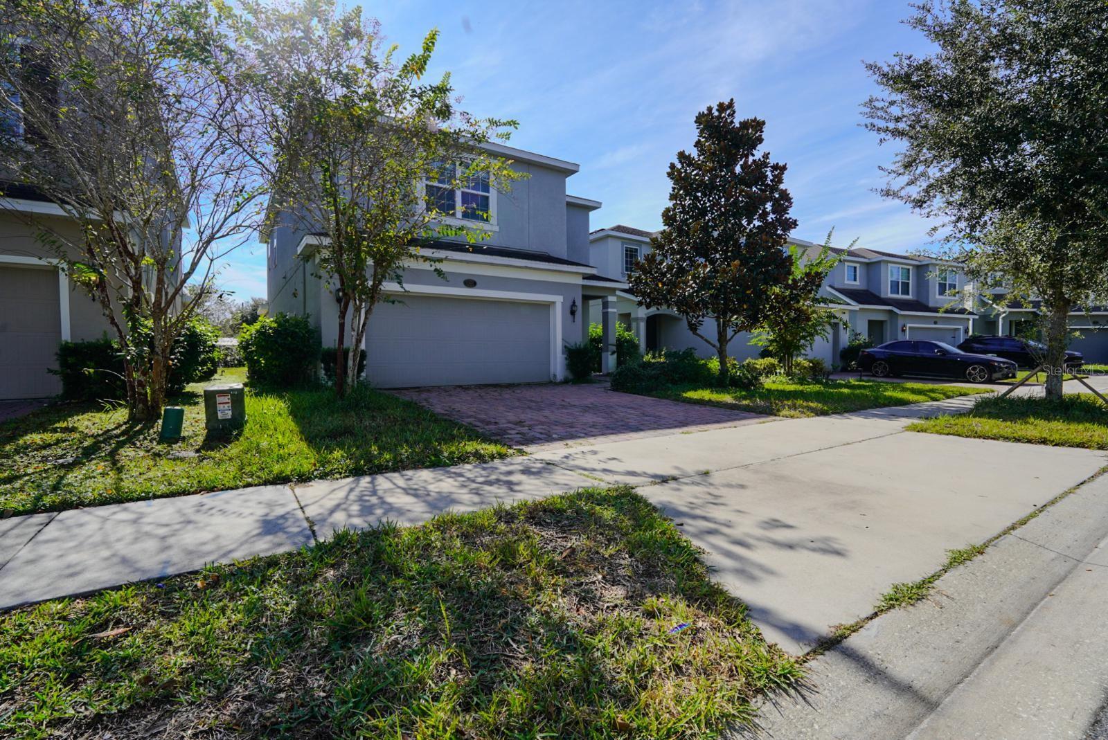 VICTORIA TRAILS NORTHWEST 7 PH - Residential Lease