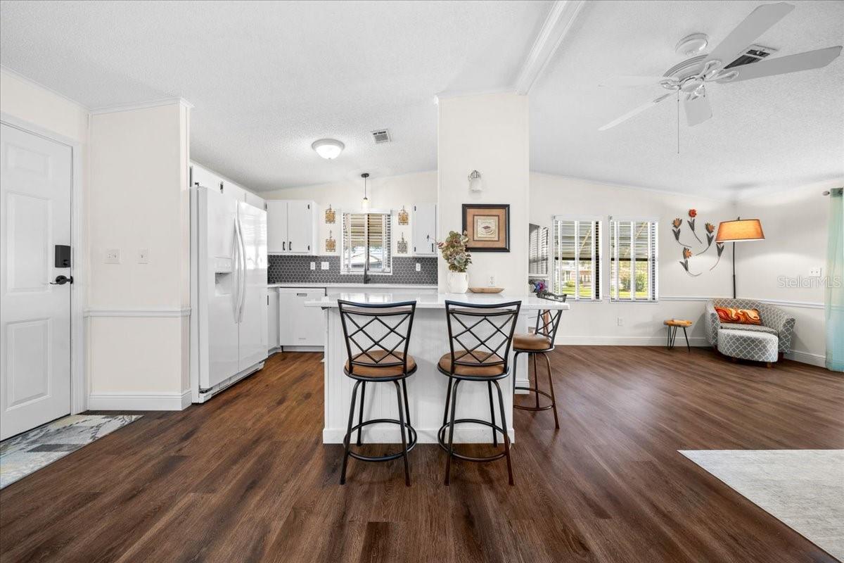 LADY LAKE ORANGE BLOSSOM GARDENS UNIT 08 - Residential