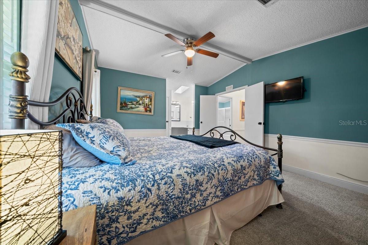 LADY LAKE ORANGE BLOSSOM GARDENS UNIT 08 - Residential