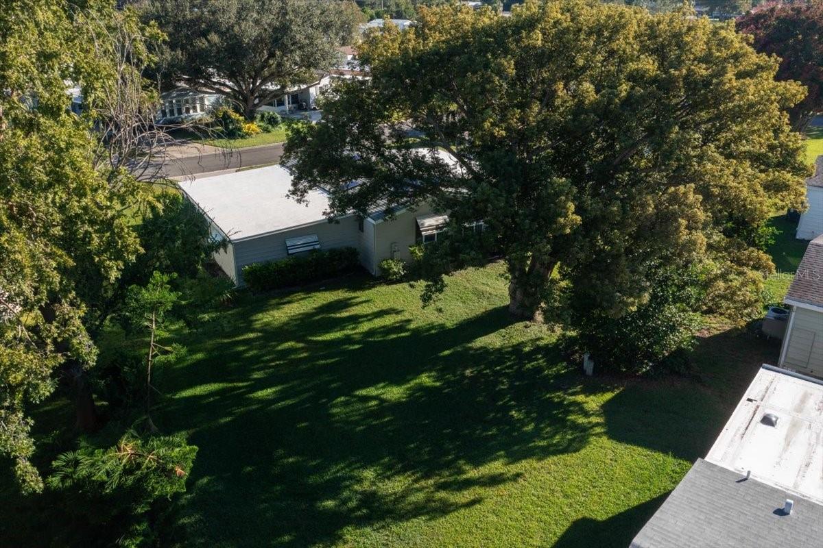 LADY LAKE ORANGE BLOSSOM GARDENS UNIT 08 - Residential