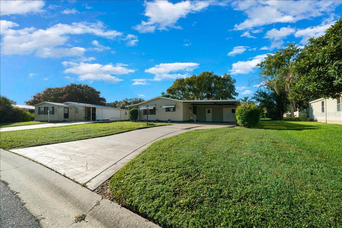 LADY LAKE ORANGE BLOSSOM GARDENS UNIT 08 - Residential