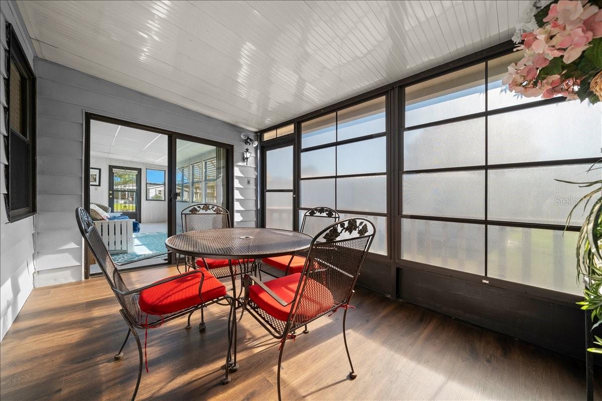 LADY LAKE ORANGE BLOSSOM GARDENS UNIT 08 - Residential