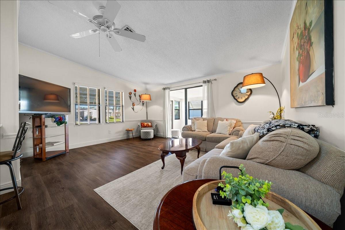 LADY LAKE ORANGE BLOSSOM GARDENS UNIT 08 - Residential