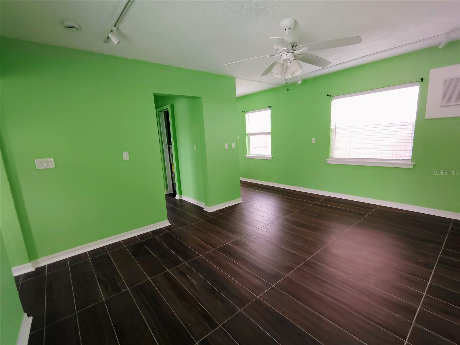 MADEIRA SHORES SUB - Residential Lease