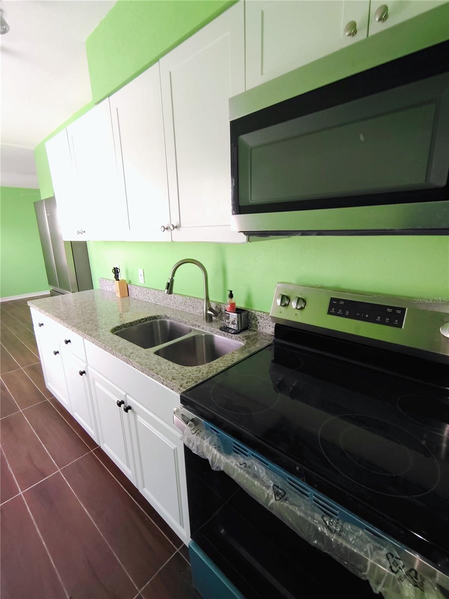 MADEIRA SHORES SUB - Residential Lease
