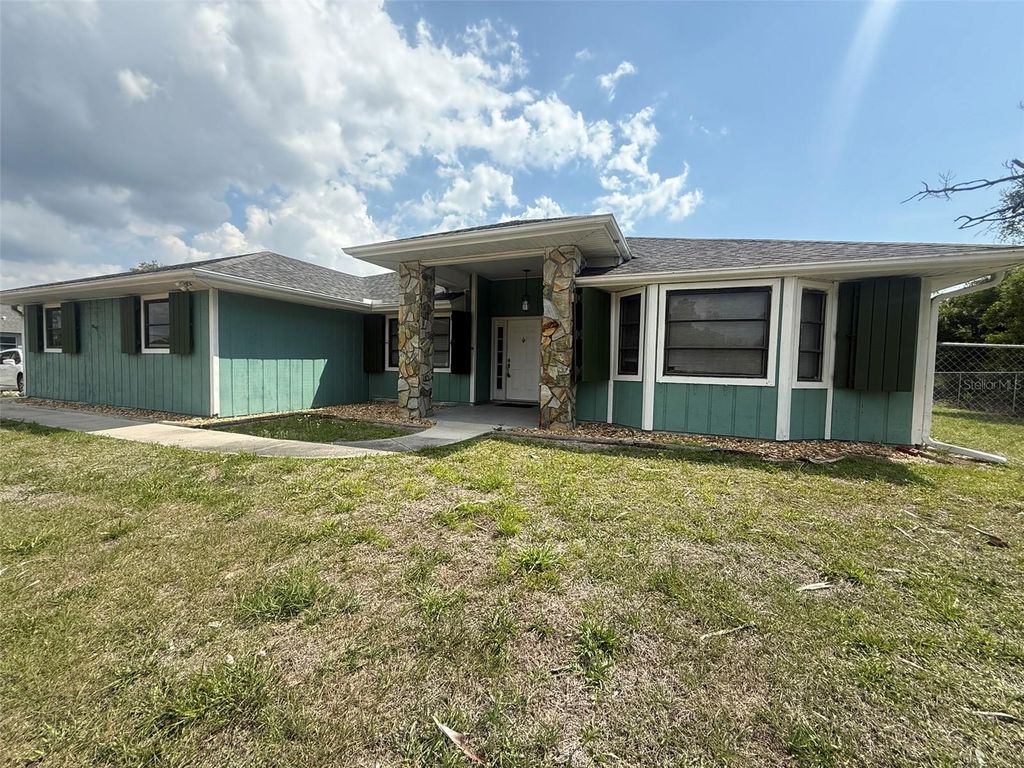 Photo of 1001 S Wapello Street, North Port, FL 34286 (MLS # C7524130)