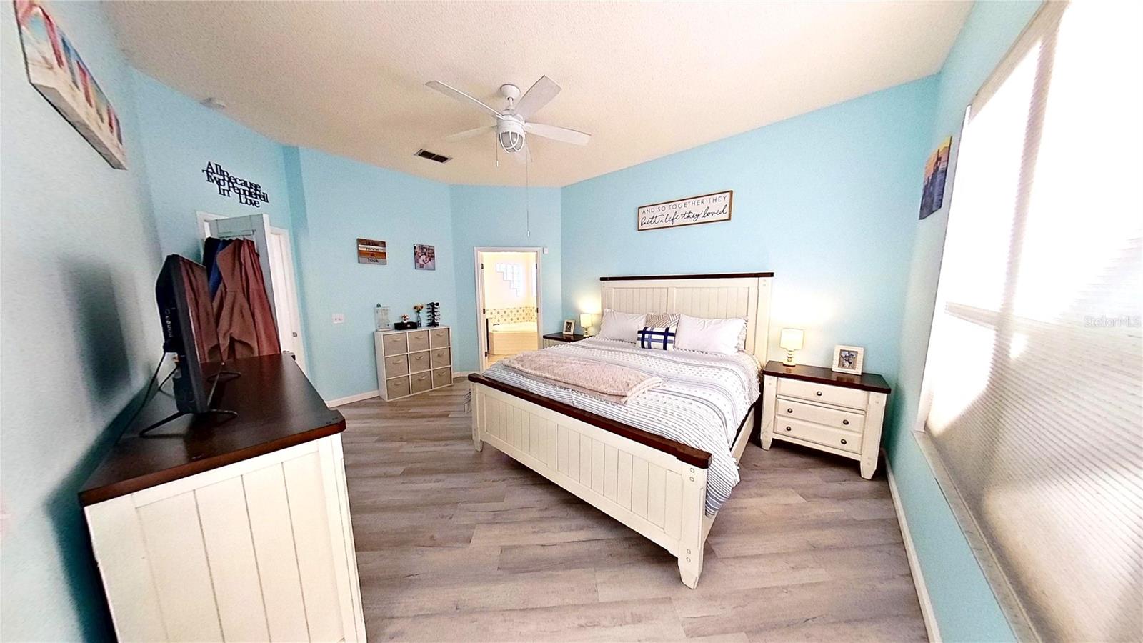 WOODMERE LAKES - Residential