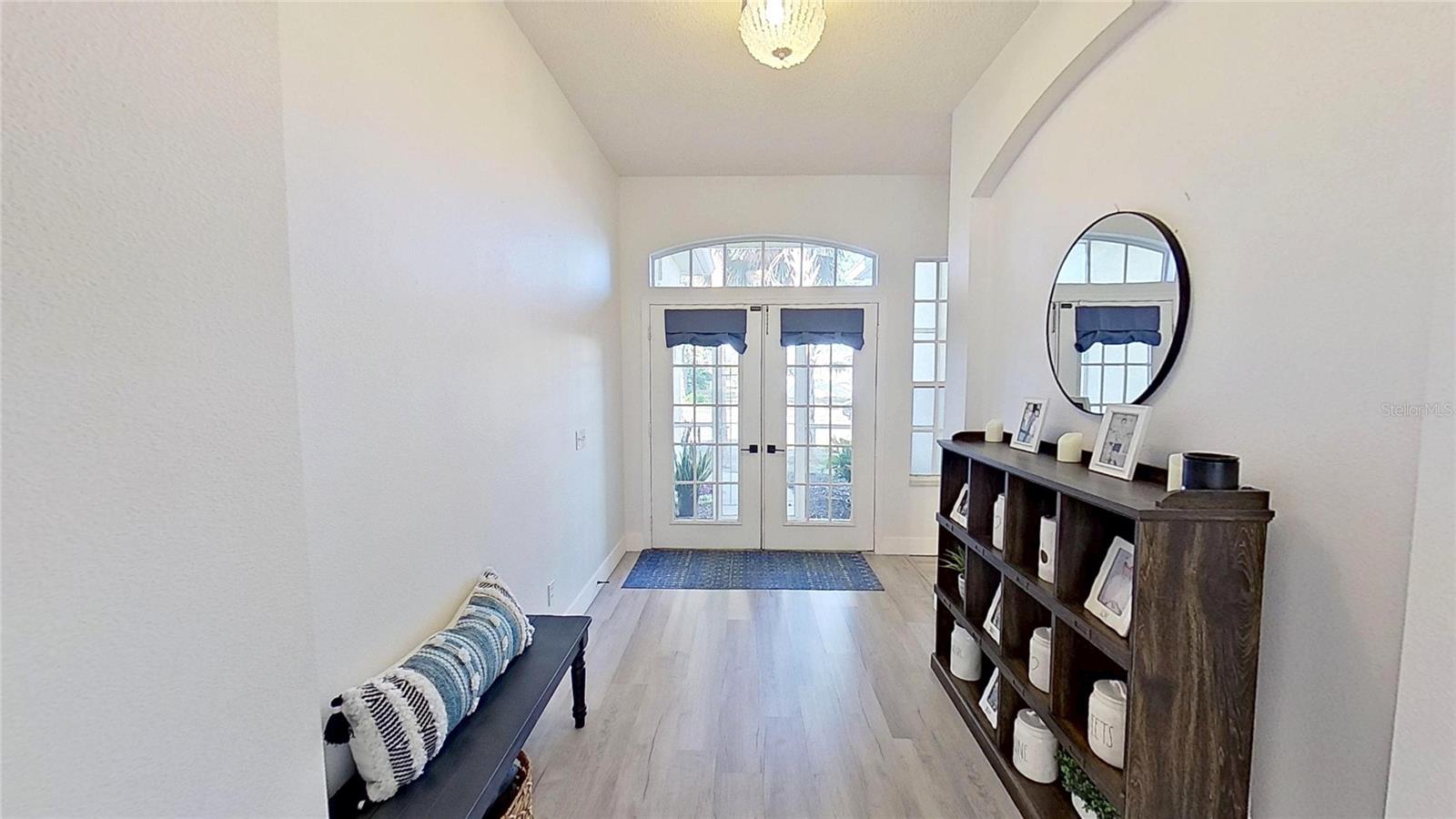 WOODMERE LAKES - Residential