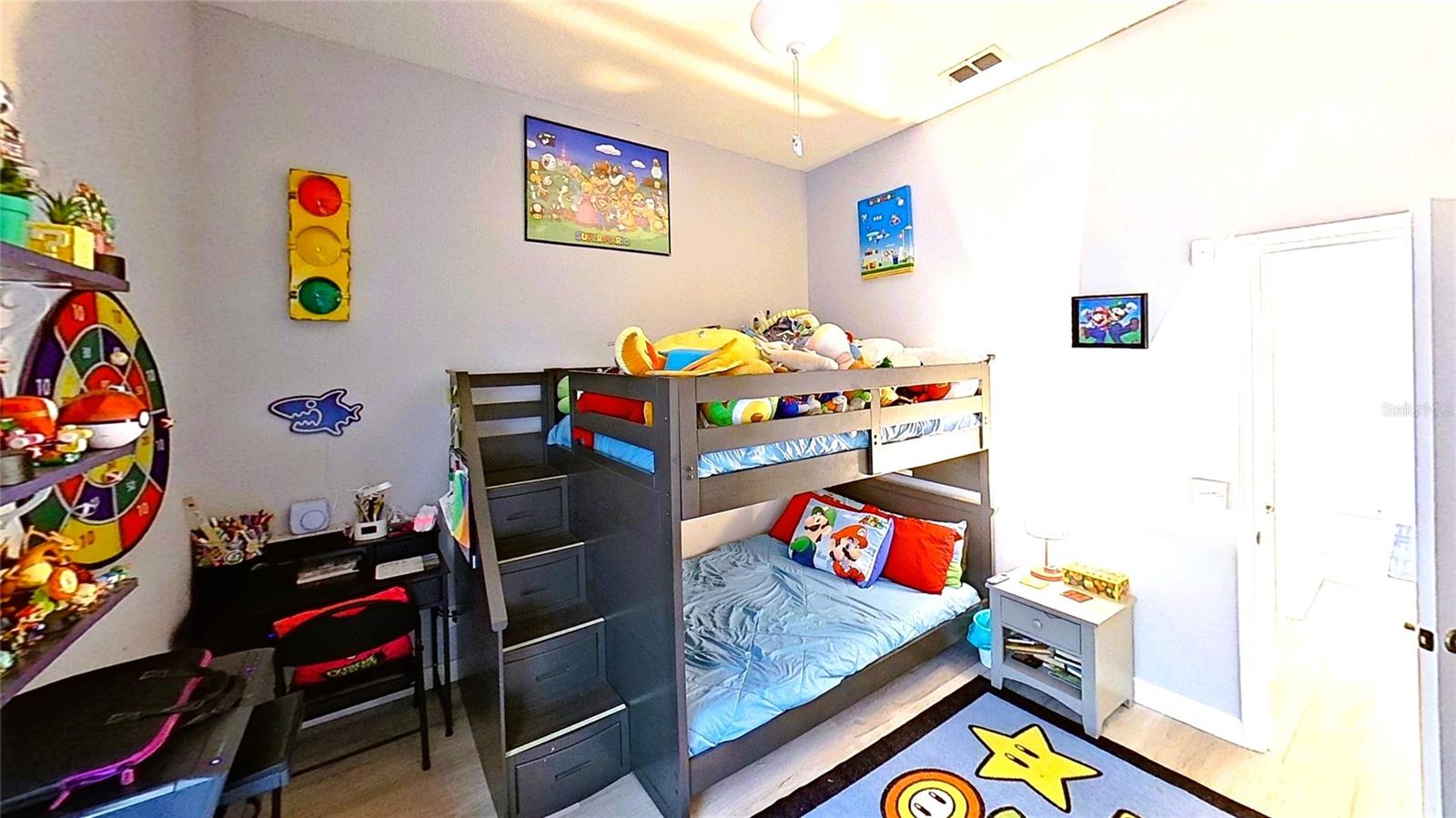 WOODMERE LAKES - Residential