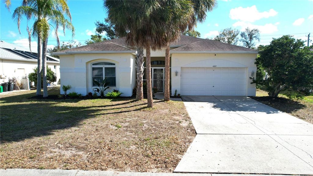 Photo of 4307 Manfield Drive, Venice, FL 34293 (MLS # A4679764)