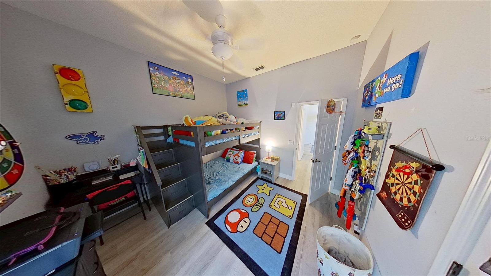 WOODMERE LAKES - Residential