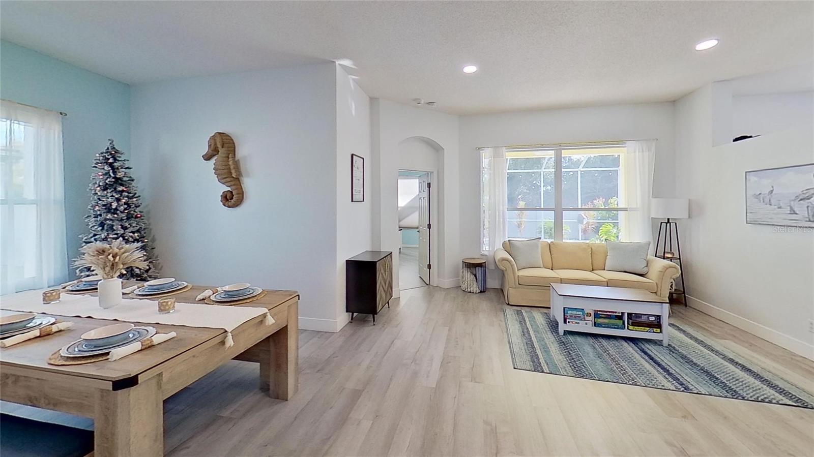 WOODMERE LAKES - Residential