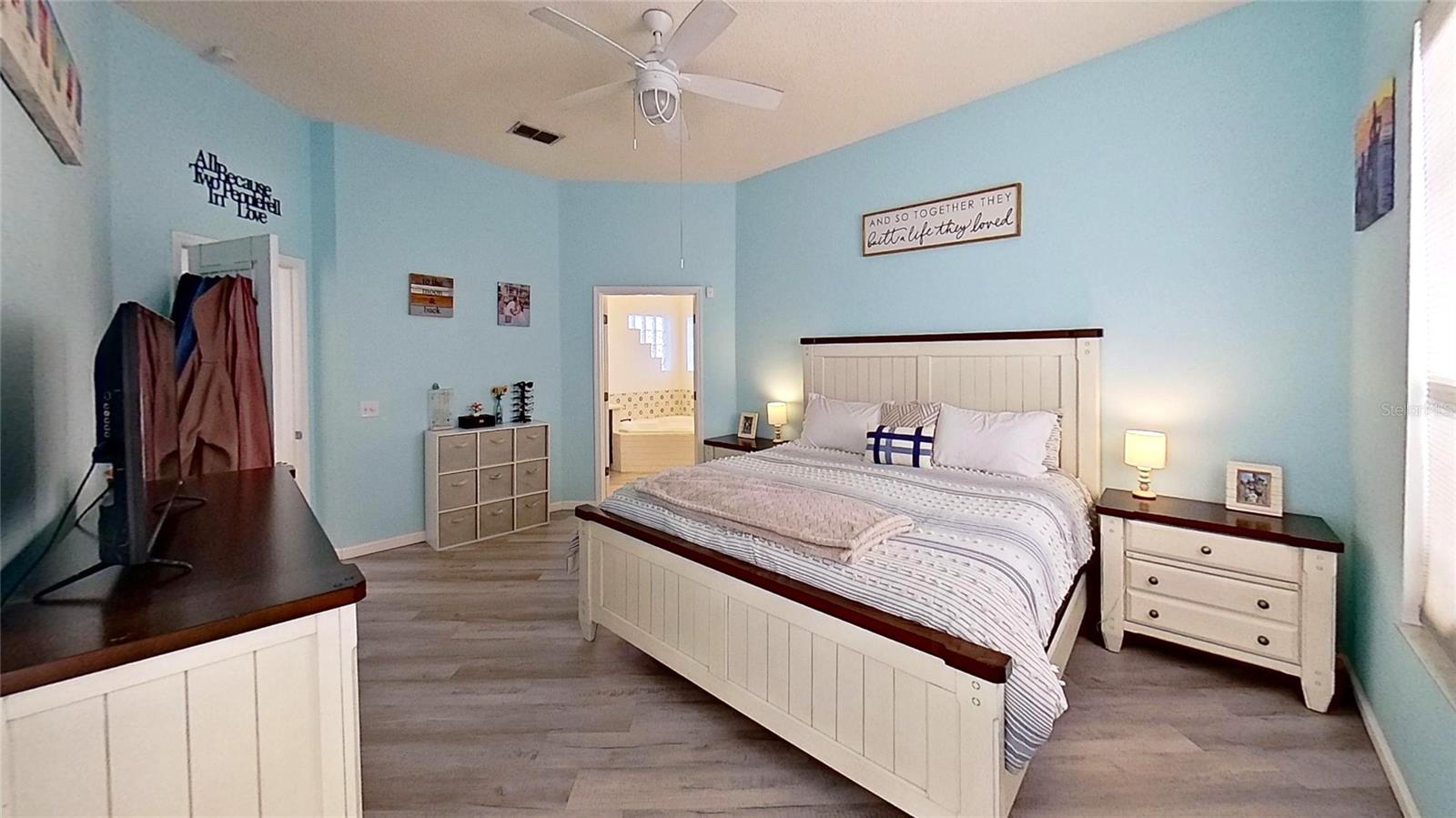 WOODMERE LAKES - Residential