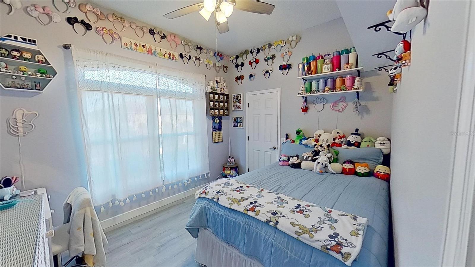 WOODMERE LAKES - Residential