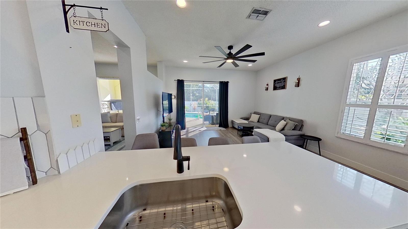 WOODMERE LAKES - Residential